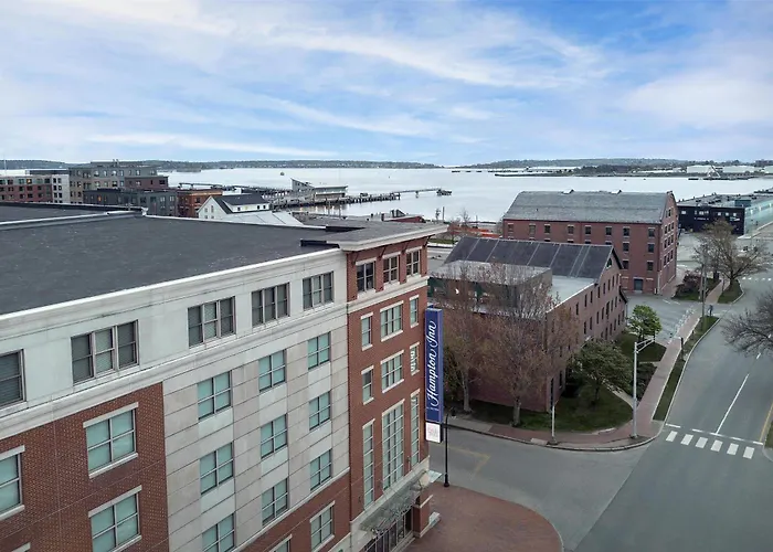 Hampton Inn Portland Downtown Waterfront