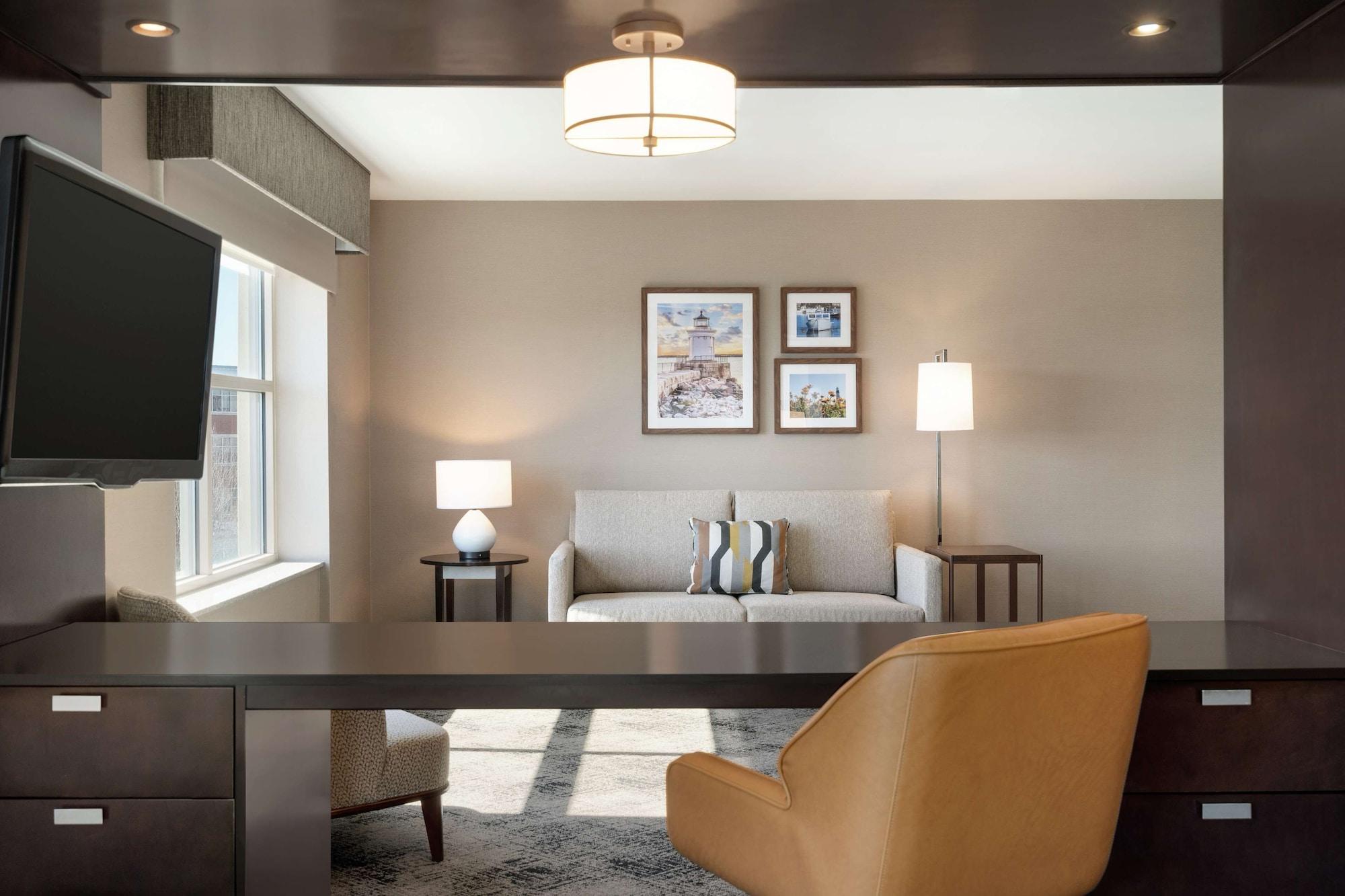 Hampton Downtown Waterfront 3* Portland