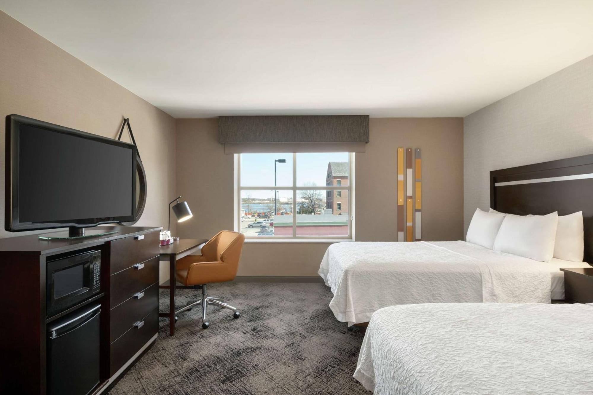 Hotel Hampton Downtown Waterfront